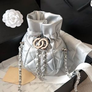 Mini bolso de cubo para mujer Bolso de jarrón exquisito Bolso de cuero con hebilla ajustable Cadena de Matelasse Bolso bandolera Bolso Estuche de maquillaje Bolsos de princesa dulce Bolsos para llaves 18x20cm