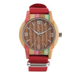 Reloj de madera de cuarzo de bambú natural para mujeres relojes de madera de bambú súper livianos Banda de nylon Watch Band 240521
