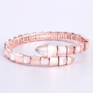 femmes Nouvelles bracelets de bracele de bracele de bracele de bracele en bracelet en argent pour femmes de Fritillaria en or 18k