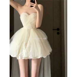 Femmes au large du tube épaule supérieur sans manches de style princesse de style gaze en dentelle robe robe robe de fête sexy vestidos d'anniversaire sml