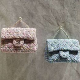 Sacs à une épaule pour femmes 2024 Nouvelle tendance de la mode en laine Portable Portable Small Lattice Letter Rhombus
