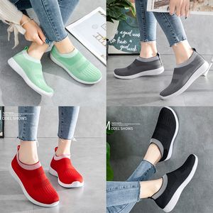 Chaussures de course pour femmes Chaussettes chaussures Mesh slip-on jaune noir blanc durable léger mode sports fly knit chaussures paresseuses Cool casual Sneakers Baskets Jogging