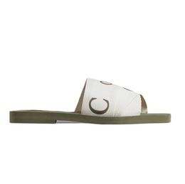 Sandalia para mujer Las elegantes sandalias tipo zapatilla son versátiles en verano. La suela de cuero deslizante de verano para mujer es suave y cómoda con embalaje, envío gratuito.