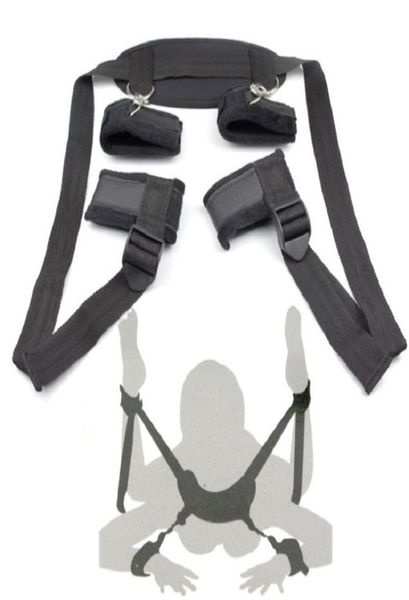 Femmes sexy lingerie bdsm bondage menottes jambe ouverte retenue de couche à la cheville