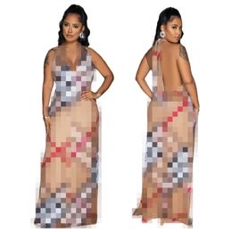 Femmes sexy longues minces minces robes d'été femme v cou sans manche de luxe femelle robe de plage de plage concepteur robe de robe de robe élégante manteaux femelles