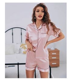 Dames zijden satijnen pyjamaset met korte mouwen, tweedelige Pj-set pyjama vrijetijdskledingknopen 240306