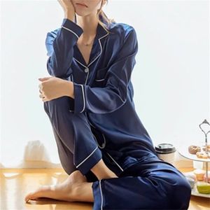 Womens Silk Satin Pajamas Set Long Sleeve Two-pieces Sleepwear Set V-neck Nightwear Loungewear Homewear For Autumn 210330