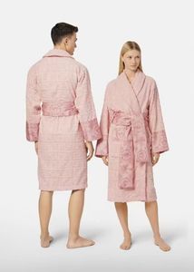 Femmes de nuit Couple Designer Robes de luxe classique coton nouveau peignoir hommes et femmes marque kimono chaud robes de bain vêtements de maison unisexe peignoirs K1739