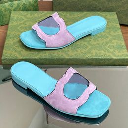 Les femmes sandales de sandales concepteurs matelasses pantoufles de texture dames jaunes rose bleu talons bas sliede mules extérieures mouss