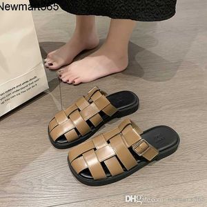 Pantoufles pour femmes Summer News Filles Samdals Designer Mules Chaussures Woven Slides