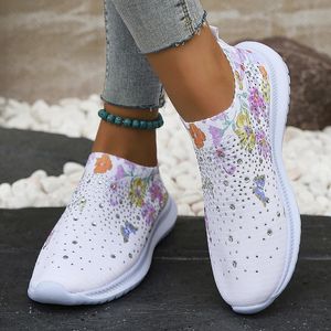 Womens Zachte Gedrukt Flats Herfst Ademend Gebreide Platform Sneakers Vrouw Chinese Stijl Bloemen Casual Schoenen Plus Size 43 240307