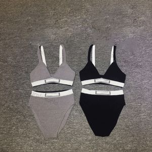 Lettre de maillot de bain pour femmes Sports Broidered Swimswear avec des créateurs rembourrés sous-vêtements