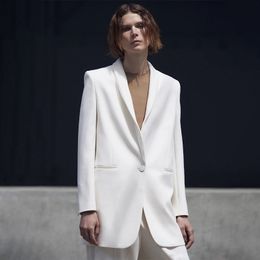 Costumes de femmes Blazers 2023 Automne et hiver classique de base de base de la soie de base Blend Onebutton White Suit Top pour les femmes 230920