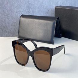 Женские солнцезащитные очки для женщин 9081 мужские солнцезащитные очки модный стиль защищают глаза линзы UV400 высшего качества с чехлом324b