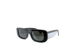 Lunettes de soleil femmes pour femmes hommes lunettes de soleil Style de mode pour hommes protège les yeux UV400 lentille avec boîte aléatoire et étui 08YS 33