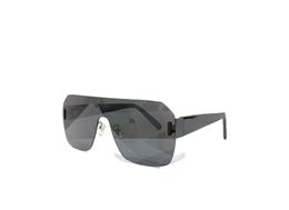 Femmes lunettes de soleil pour femmes hommes lunettes de soleil hommes mode Style protège les yeux UV400 lentille avec boîte aléatoire et étui 8006