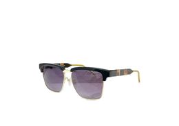 Gafas de sol para mujer para mujer, hombre, gafas de sol, estilo de moda para hombre, protege los ojos, lentes UV400 con caja y estuche aleatorios 0844