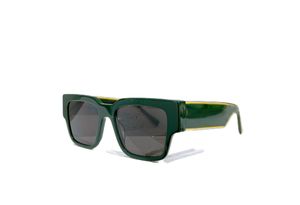 Gafas de sol para mujer para mujer, hombre, gafas de sol, estilo de moda para hombre, protege los ojos, lentes UV400 con caja aleatoria y estuche 6184