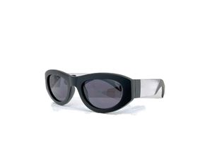 Gafas de sol para mujer para mujer, hombre, gafas de sol, estilo de moda para hombre, protege los ojos, lentes UV400 con caja aleatoria y estuche 6174