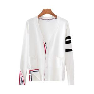 pull femme pulls designer pulls bouton épissage tricot cardigan rayé pull col v cardigan ample manteau respirant sans transpiration sportive de loisirs