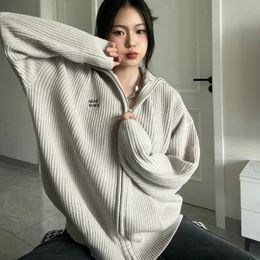 Chandails pour femmes Deeptown Vintage gris pull femmes Style coréen fermeture éclair tricot Cardigan mode japonaise Streetwear surdimensionné tricots esthétique 231216