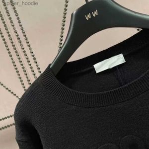 Pulls pour femmes Pulls de concepteur Pulls Femmes Pull en tricot Vêtements Mode Pull Femme Automne Hiver Vêtements Dames Blanc Lâche Manches Longues Élégant Casual