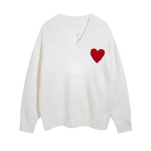 Pulls pour femmes Designers Nouveau pull Love Heart Un homme femme amoureux couple cardigan tricot v col rond col haut femme mode lettre blanc noir manches longues vêtements