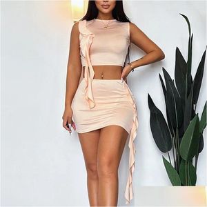 Robe d'été de maillots de bain pour femmes pour femmes 2023 Sortie de plage er ensemble en deux pièces Sexy Couleur solide Plover Hollow Out Tob Top Ruffle Drop dhza6