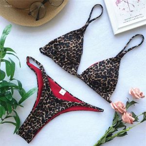 Mujer de baño para mujeres Summer bikini set bíquinis sexy animal leopardo impreso sujetador acolchado traje de baño traje de baño ggitys canales burbrutación hm1v