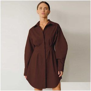 T-shirt féminin 23SS Robe d'automne française doublée d'une taille enveloppe pour les vêtements de vêtements de livraison à petite goutte à manches longues minces et à manches longues DHE5J