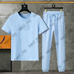 Pantalons de t-shirt pour femmes Costumes d'été Sestes en 2 pièces Tshirts Designer Luxury Sportsuits Geométrie en coton Black Blue 3D Letter Jogger