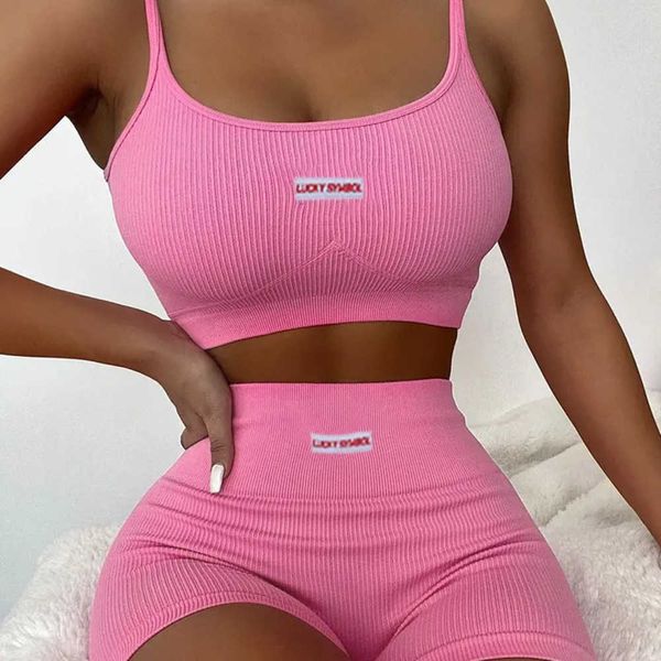 Trajes de tachuelas para mujer Camisola para mujer Conjunto de 2 piezas Camiseta sin mangas con tiros Camisetas y tiros Tela elástica alta Sweet Babes Summe Beach Paty Ropa Spotswea Yoga