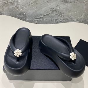 Dames Thongs Sandalen slippers slippen op slippers platfor hakken glijbanen buiten strandschoen met strass camellia bloem vrije tijd schoenen roze perzik zwarte zachte muildieren