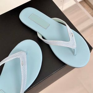 Fichets Sandasl Slip on tongs Designer Texture matelasrée Strass Strass Toes Round Mules Outdoor Beach Shoe Rose Beach Baby Blue Red Black Leisure Shoe