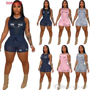 Dames trainingspakken twee stukken set ontwerper 2024 nieuwe mode casual brief bedrukte tanktop slanke fit shorts riem pocket sporten 3 kleuren