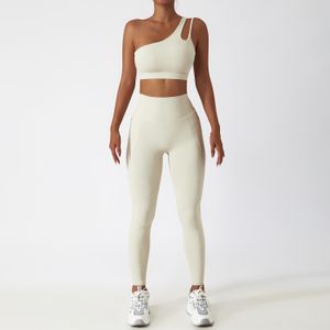 Suits de survêtement pour femmes Femmes sans couture d'un yoga épaule ensemble sexy sportif butin