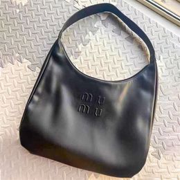 Ontwerper miui lederen shopper luxe schoudertassen Dames reizen Hobo oksel onderarm pochette tas Man draagtas handtas handtas Cleo premium crossbody tas