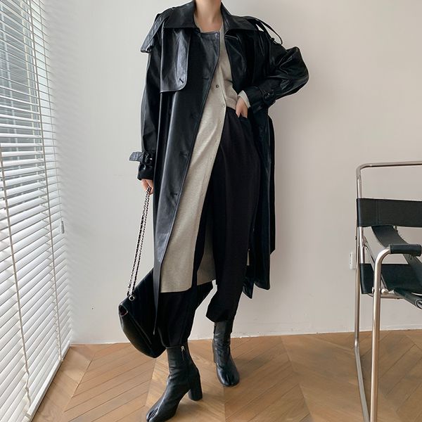Femmes Trench-Coats Corée Piste Designer Automne Automne En Cuir Maxi Long Manteau Avec Ceinture Chic Femme Coupe-Vent Classique 230202