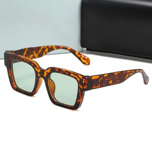 Femmes Triomphe Ovale Cadre Lunettes de soleil homme Métal Miroir Jambes Vert Objectif Lunettes de soleil Rétro Petit Cadre Rond Sexy Avec boîte d'origine SY 6056