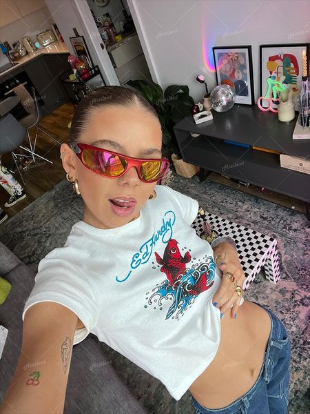 T-shirt femme 2000s Street Apparel Harajuku gothique T-shirt à manches courtes Y2K Fashion Gold Print Baby Summer Egirl White Crop Top 230408