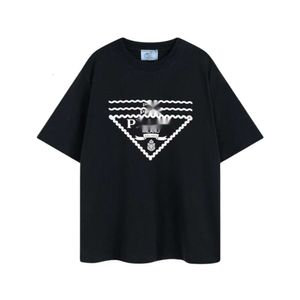 Femmes Tshirt Designer Original Qualité Femmes Tshirt Triangle Imprimer Manches Courtes Col Rond Tshirt Amour Goutte Épaule Grand Lâche