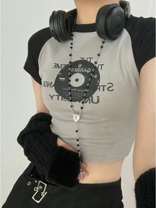 Camiseta para mujer Vintage para mujer Crop Top Gothic Graphic Print Patchwork Camiseta de manga corta Korean Grunge Clothing Y2k Aesthetic Slim Baby Tee 230327