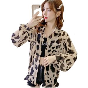 Femmes Boulons à collier Blans Loose Lot Long Sheve Leopard Murffon Print Shirts Suncreen Tops Smlxlxxl3xl