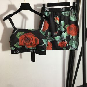 Ensemble de robes à deux pièces Dreigner Rose Print Camisole Gilet Suit Lettre de jeu imprimé tissé