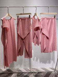 Pantalon deux pièces pour femmes Miyake Pleats été automne limité rose costumes irréguliers concepteur vêtements esthétiques pantalons à jambes larges ensembles de robe deux pièces 230320