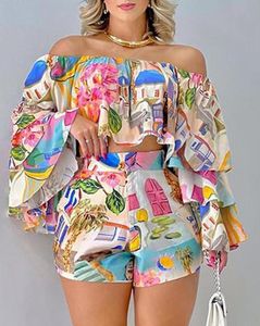 Damen Zweiteilige Hosen-Sets Outfits Frühlingsmode Grafikdruck Schulterfrei Glockenärmel Crop Top Lässiges Urlaubs-Shorts-Set 230608