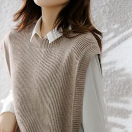 Gilets pour femmes automne et hiver pull gilet tricoté gilet col rond portant sans manches haut ample 231218