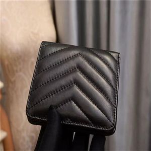dames portemonnee Designer Wallets Ladies Bag Korte stijl Zakje Kaarthouder Slot Turnus Real Leather Black Color Top Quilted Soft197D