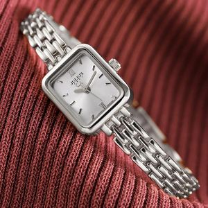 Womens Watch Designer horloges van hoge kwaliteit limited edition luxe kwarts-battery roestvrijstalen horloge U4