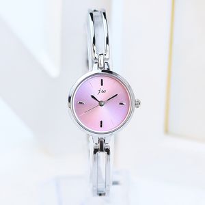 Montre pour femme montres de luxe de haute qualité montre étanche à quartz-batterie en acier inoxydable